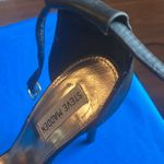 Steve Madden Black and Gold Women's Heels 9 brand new Photo 7