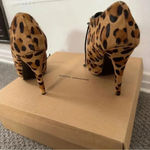 Kathryn Amberleigh leopard ankle boot size 8.5 in great condition whit box Brown Photo 2