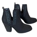 Dominique Nicole Womens Black Presley Ankle Boots Size 7M Lace Detail Faux Suede Photo 3