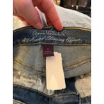 Gloria Vanderbilt  Wom Size 4 Light Wash All Around Slimming Effect Cropped Jeans Photo 3