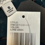 Kensie Floral Blouse in Color Alpine Green with statement sleeves Size Small NWT Photo 6