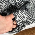 CAbi (M) Graphic Zigzag Knit Coat 3/4 Sleeve Button Front Longline Style Jacket Photo 7