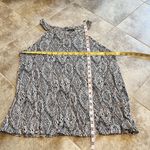 Torrid 🆕 tank top lightweight stretchy black & white pullover size 00/la… Photo 2