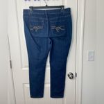 Roz & Ali NWOT women’s medium wash denim blue stretch skinny jeans pants size 16 Photo 4