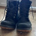 Timberland Black  Lace-Up Boots with Fur Lining women’s size 8.5 Photo 2