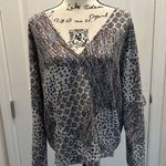 Daytrip  V-Neck women’s blouse Photo 0