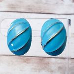 Vintage Clip On Earrings Photo 0