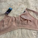 Bali  Bra size 40D brand new with tag no wires Classic Support please see photos Photo 6