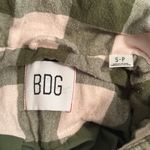 Urban Outfitters BDG Dixie Flannel Puffer Jacket Green and White Plaid Photo 5