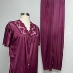 VINTAGE Fantasy Nightwear Pajamas Set Womens Medium Purple Nylon 2 PC Top Pants Photo 0