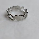 Source Unknown Charming Open/Solid Circle Of Hearts Silver Tone Metal Alloy Size 6 NWOT Ring Photo 1