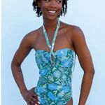 Kitty & Vibe Strapless Halter Floral One Photo 0