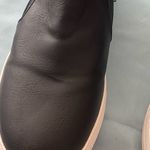 Soda  Womens Slip On Shoes Size 7 Black Faux Leather Top Photo 4