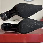 Arturo Chiang Alana White city Knee Photo 3