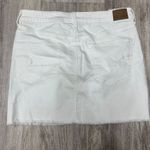 American Eagle ‎ Outfitters White Denim Mini Skirt Hi-Rise Frayed Hem Sz 12 NWT Photo 2