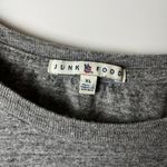 Urban Outfitters Junk Food Raiders T Shirt Gray XL Extra Large Football Team NFL Graphic Tee Logo Photo 3