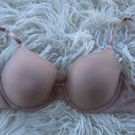 SKIMS Fits Everybody T-Shirt Bra Mica Size 32DD Photo 0