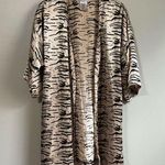 secret treasures  small robe Photo 0