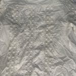 Sundance  White Embroidered Eyelet LS Collared Button-Front Shirt – Small Photo 3