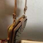 Elegant Tan Crossbody Bag Photo 1