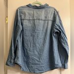 Torrid  Medium Wash Denim Fox Button Front Classic Fit Taylor Shirt - size 1 Photo 3