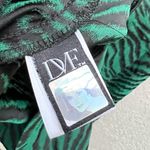 Diane Von Furstenberg Vicenda green strapless zebra pattern dress size 0 Photo 7