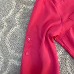 EXPRESS Women's Portofino Pink Button-Up Photo 6