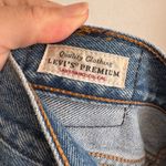 Levi's Levi’s Premium Mid Wash Blue Denim Wedgie Straight Leg Jeans Women 29 Distressed Photo 7