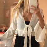 LF White front tie top Photo 0