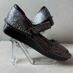 Alegria BEL-162 Womens Metallic Silver Mary Jane Shoes Leather Nurse 35/US 5-5.5 Photo 8