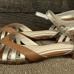 Pour La Victoire  Farida Flat Sandals‎ 8.5 Closed Toe Photo 0