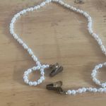 Elegant vintage Pearl Beaded sweater clip White Photo 0