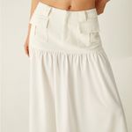 Commense Leisure Pockets Maxi Skirt size small White Photo 1