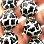 Cow pattern beaded stretchy bracelet Black Photo 1