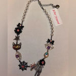 Betsey Johnson NWT  Halloween Necklace Rare Photo 9