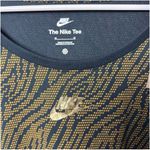 Nike Women's Gold Foil & Black Long Sleeve Crewneck Athletic Sporty Top Sz 3X Photo 1
