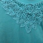 FINAL MARKDOWN Denim and company top small Photo 2