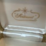 Brooch vintage and clip earrings. Still in the original box. Very beautiful.​ Photo 3