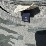 Universal Threads Universal Thread Womens Gray Green Camo Print Long Sleeve Sweatshirt - M Photo 1