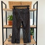 Athleta Mid-Rise Energy Power Up Space Dye Capri Crop Legging Activewear Pant, M Photo 4