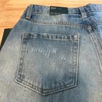 Wild Fable Women's Medium Blue Wash Bermuda Jean Shorts - Size 00 - NWT Photo 6