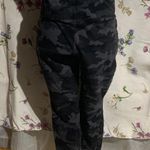 Wild Fable Black Gray Camo Leggings Photo 3