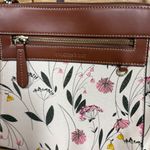 st. john's bay St.‎ John’s Bay White Floral Crossbody Purse Photo 3