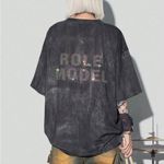 Black Graphic T Photo 5