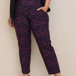 Torrid Pull-On Relaxed Taper Studio Luxe Ponte High-Rise Pant Size 12S Photo 0