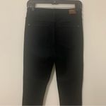 Judy Blue EUC Boyfriend Fit Distressed High Rise Jeans Size 5/27 Photo 7