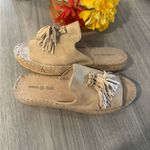 Seven Dials  Women's Wendelle Shoes, Size 6.5, Beige Tassel Open-Toe Sandal Photo 1