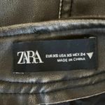 ZARA Women's Black Faux Vegan Leather High Waist Pockets Mini Cargo Skirt Sz XS Photo 3