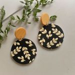 Round Black/Yellow Twig Leaf Acrylic Dangle‎ Earrings Retro Chic Style Black Photo 6