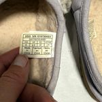 UGG  Shearling SLIDE Sz 6 Lilac Photo 6